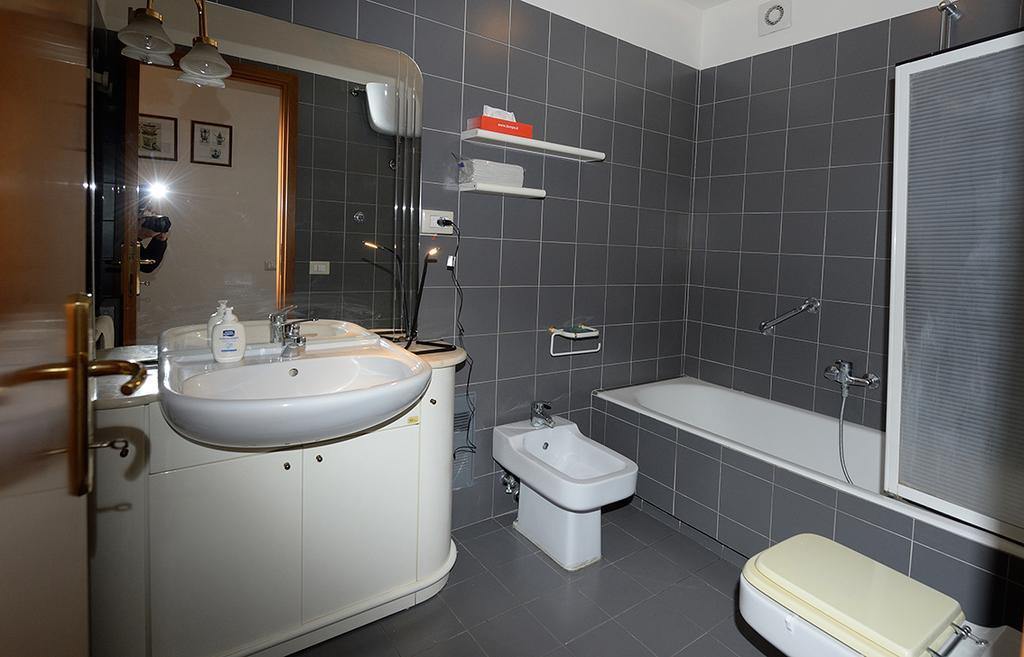Tintoretto Inn B&B ローマ エクステリア 写真